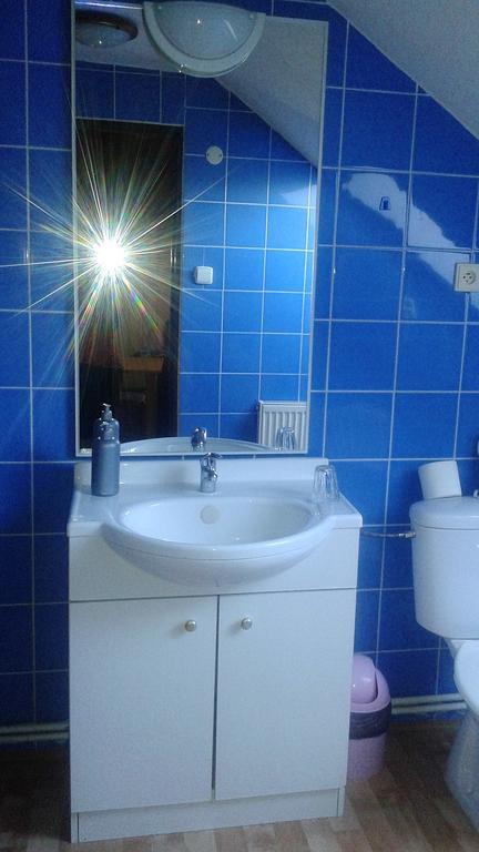 חרודים Guest House U Nahonu מראה חיצוני תמונה
