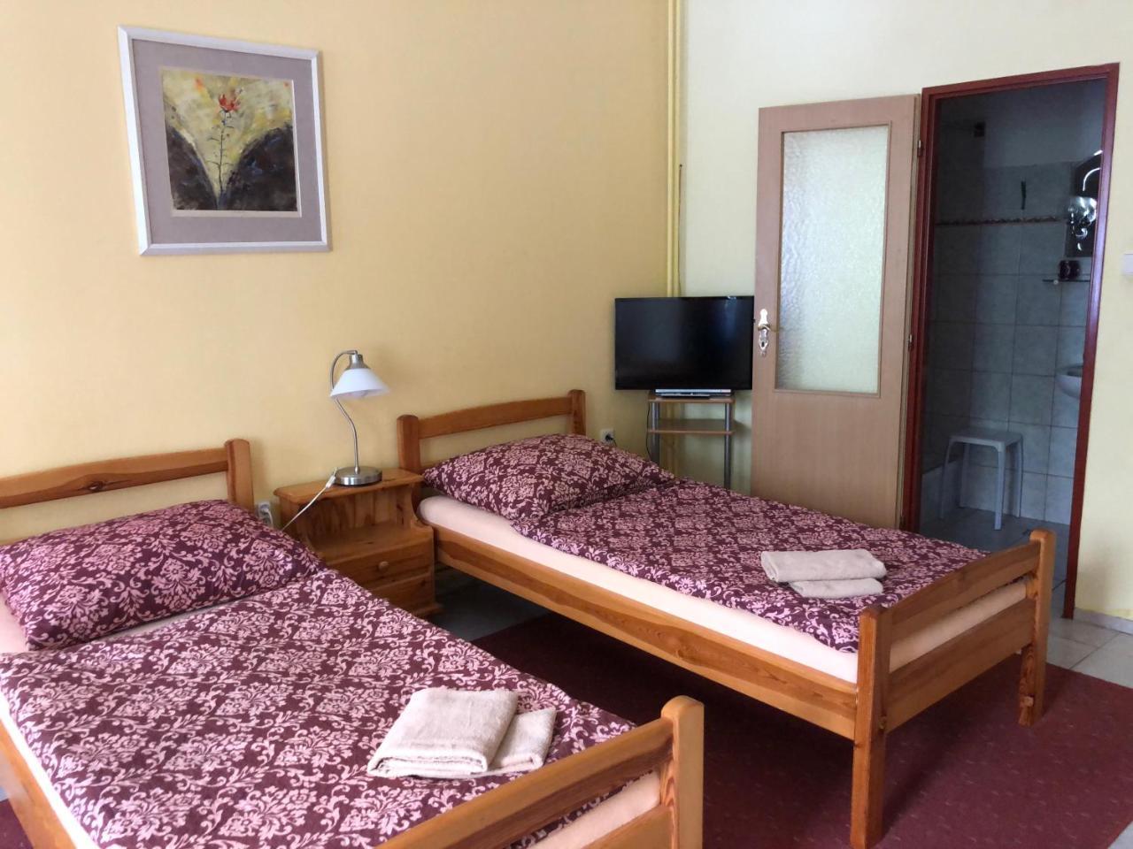 חרודים Guest House U Nahonu מראה חיצוני תמונה